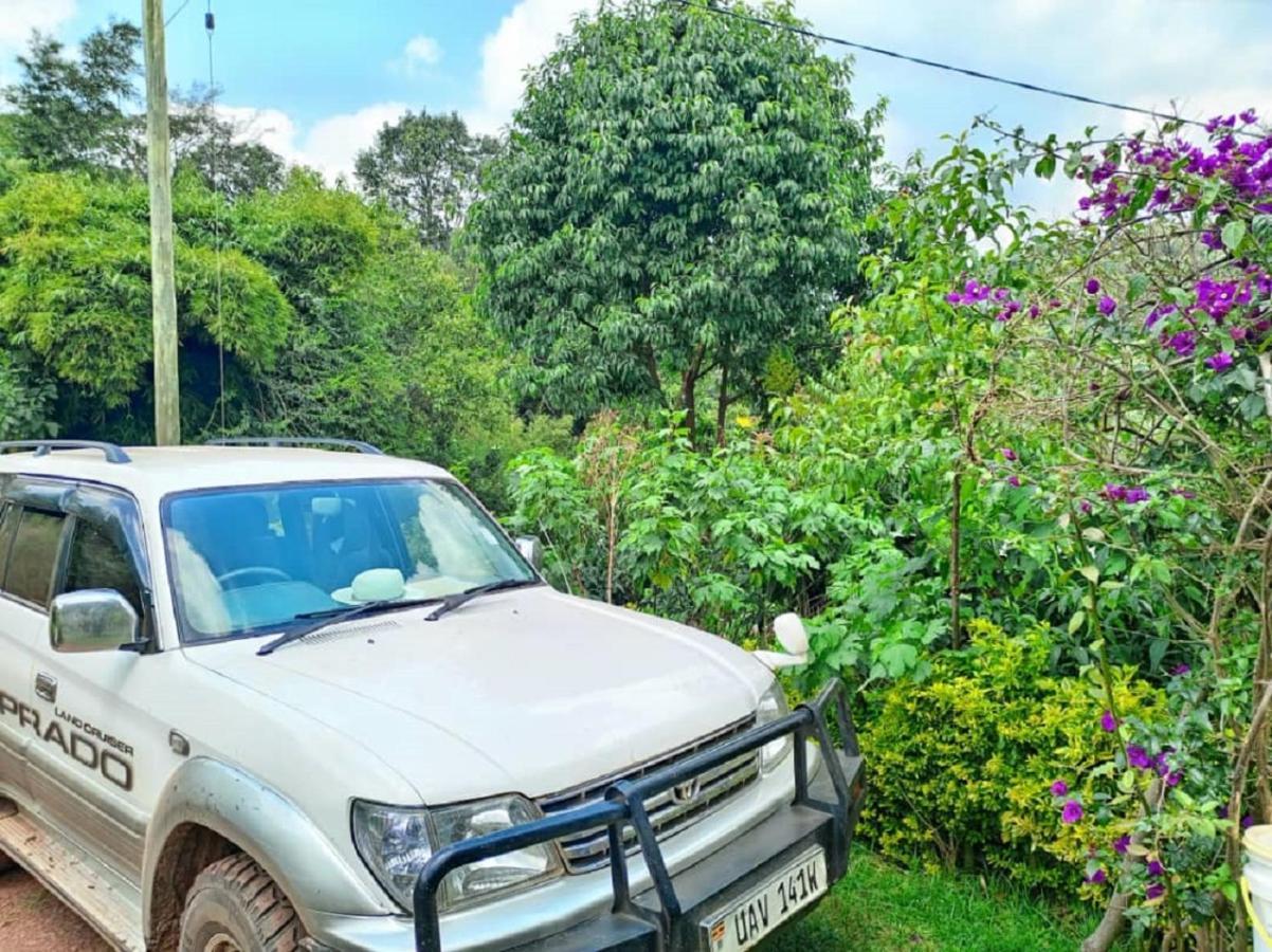 Bed and Breakfast Ruhija Community Rest Camp Kabale Exterior foto