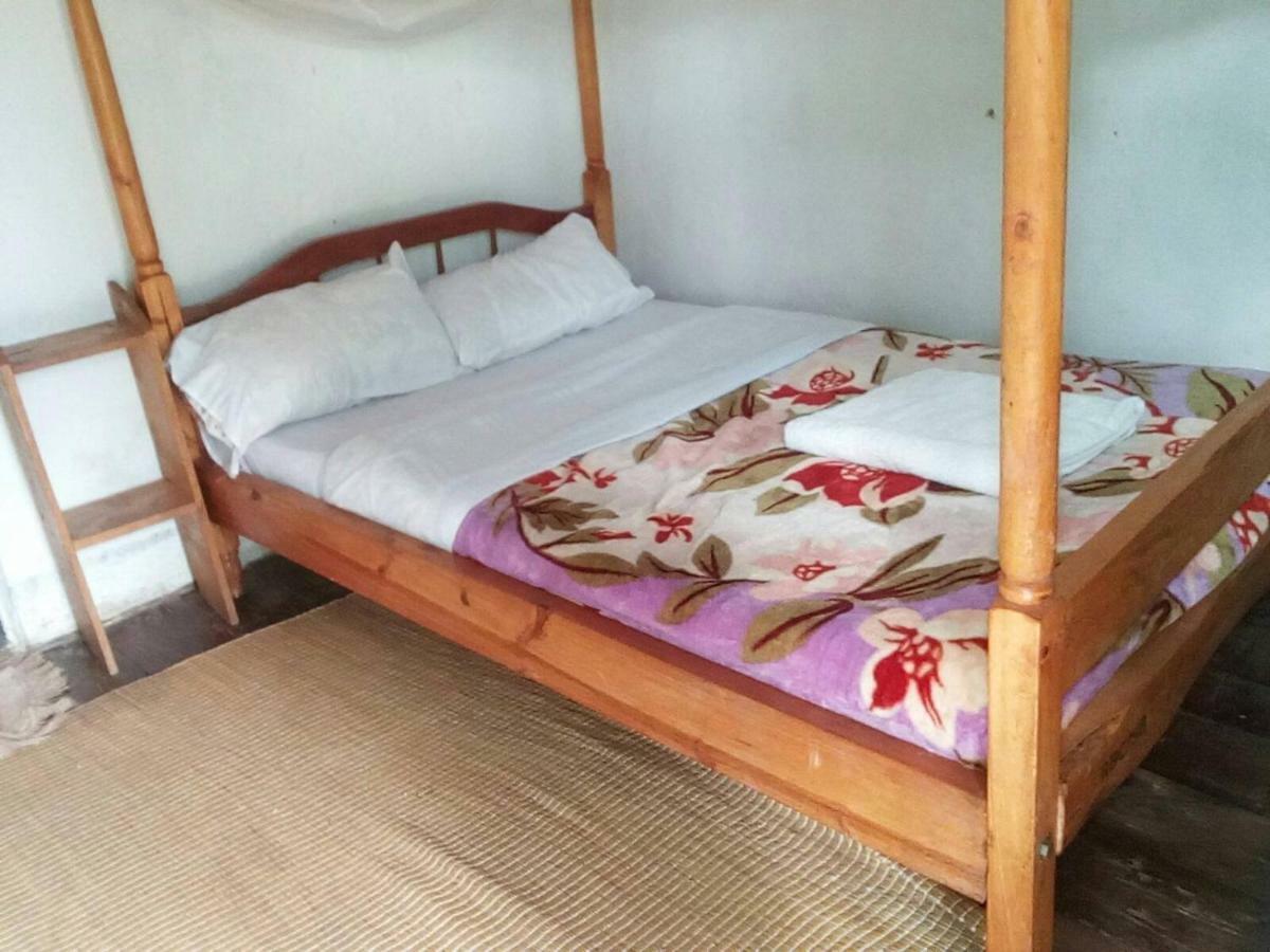 Bed and Breakfast Ruhija Community Rest Camp Kabale Exterior foto