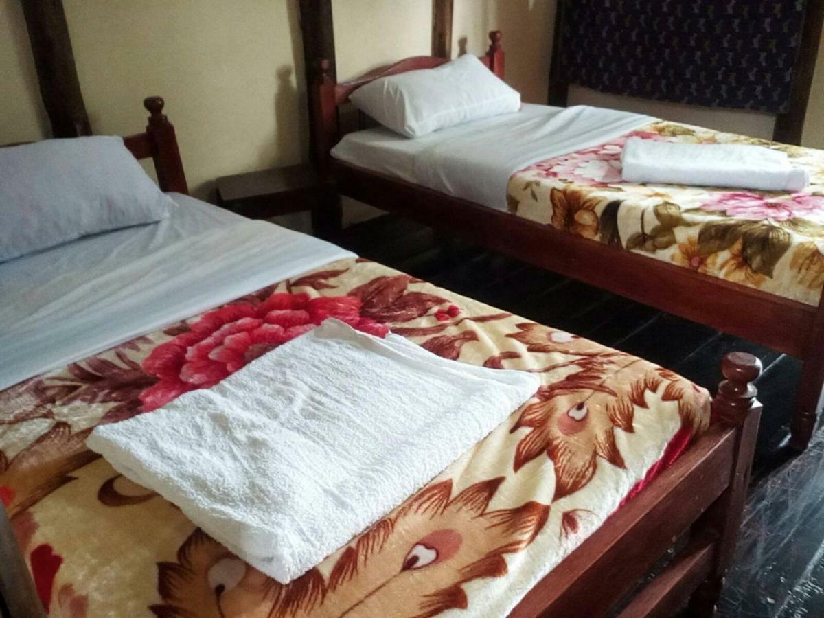 Bed and Breakfast Ruhija Community Rest Camp Kabale Exterior foto